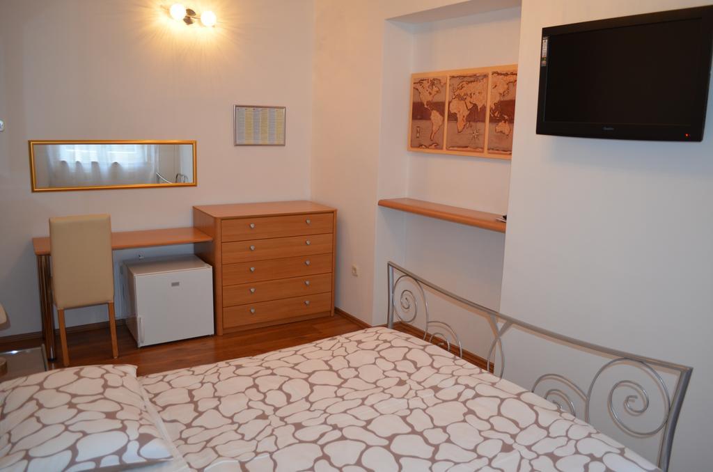 Blue Tree Rooms Σπλιτ Εξωτερικό φωτογραφία